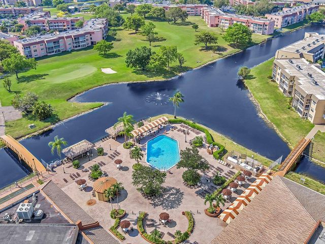 9301 Sunrise Lakes Boulevard, Sunrise, FL 33322