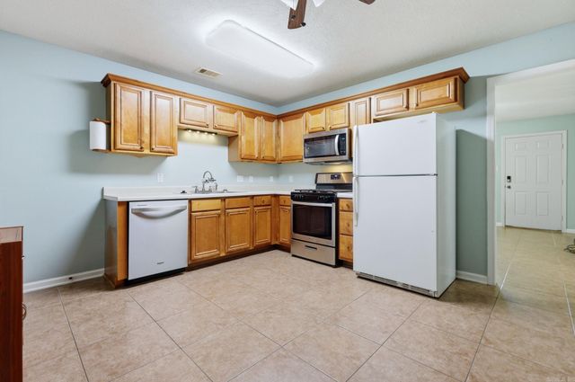 1605 Jackson Drive, Conway, AR 72032