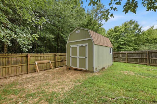 1605 Jackson Drive, Conway, AR 72032