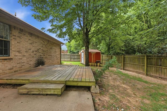 1605 Jackson Drive, Conway, AR 72032