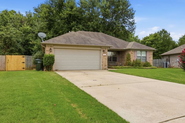 1605 Jackson Drive, Conway, AR 72032