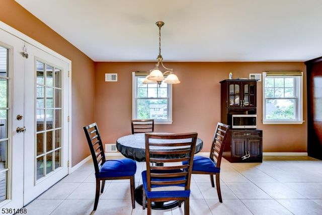 25 Fern Ter, Wayne Twp., NJ 07470
