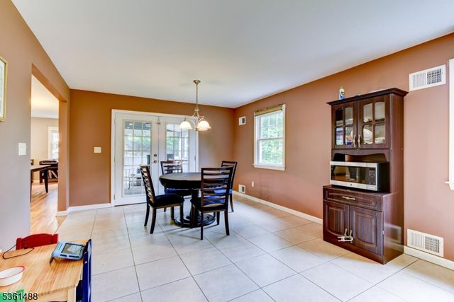 25 Fern Ter, Wayne Twp., NJ 07470
