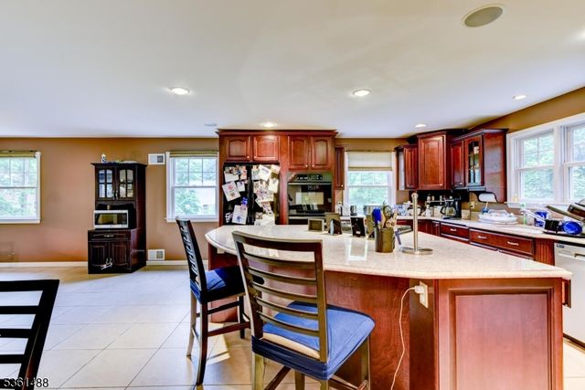 25 Fern Ter, Wayne Twp., NJ 07470