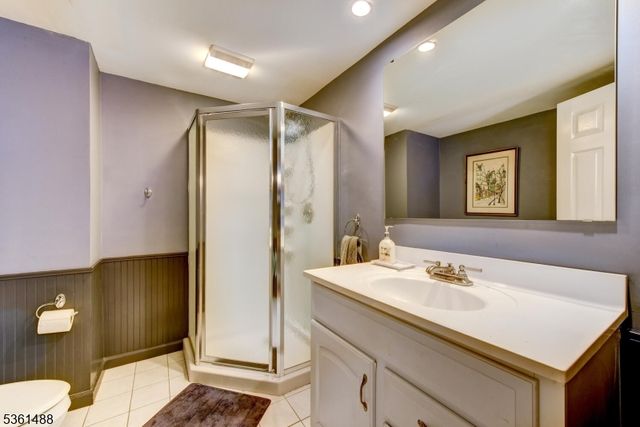 25 Fern Ter, Wayne Twp., NJ 07470
