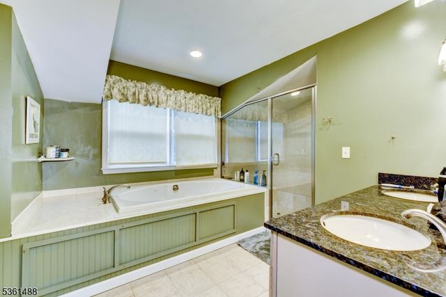 25 Fern Ter, Wayne Twp., NJ 07470