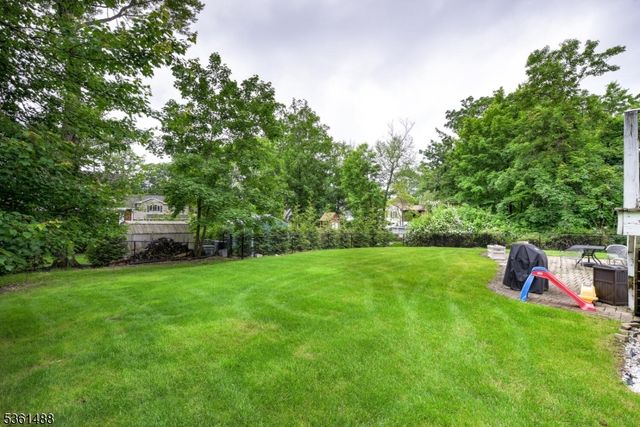 25 Fern Ter, Wayne Twp., NJ 07470