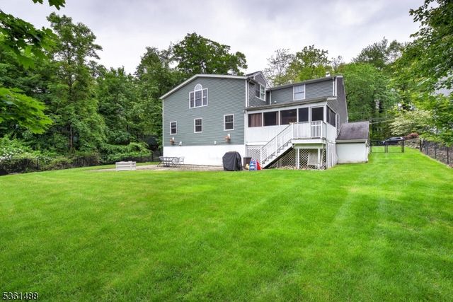 25 Fern Ter, Wayne Twp., NJ 07470