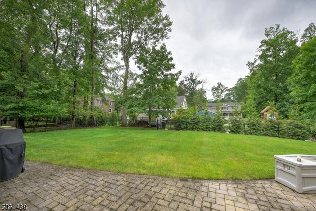 25 Fern Ter, Wayne Twp., NJ 07470
