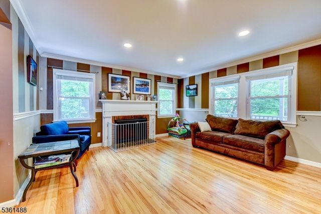 25 Fern Ter, Wayne Twp., NJ 07470