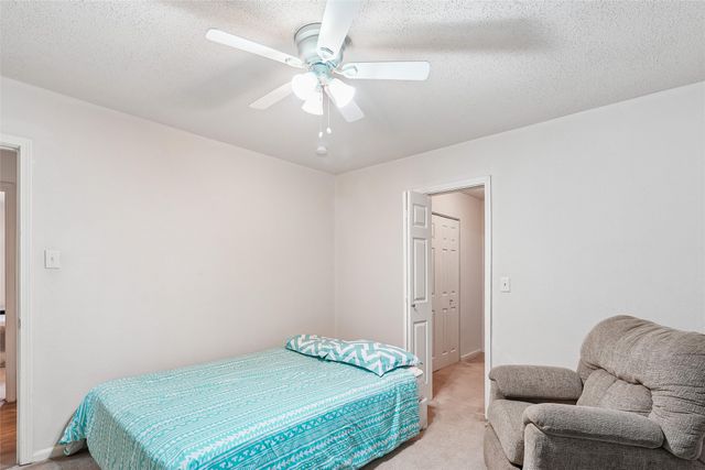 202 E Olinda Avenue, Des Moines, IA 50315