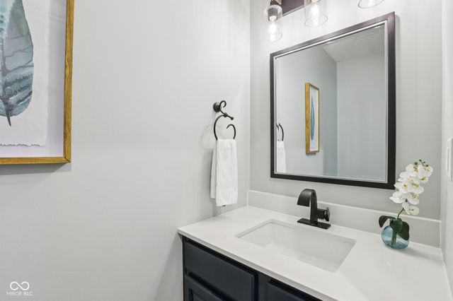 9195 N Coral Reef Road, Mccordsville, IN 46055