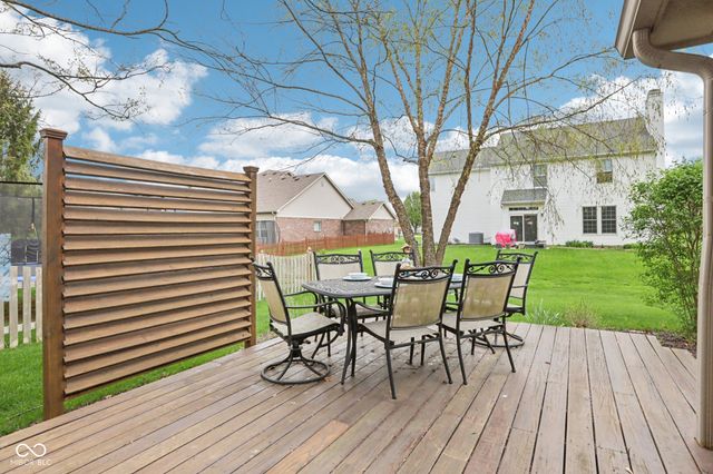 9195 N Coral Reef Road, Mccordsville, IN 46055