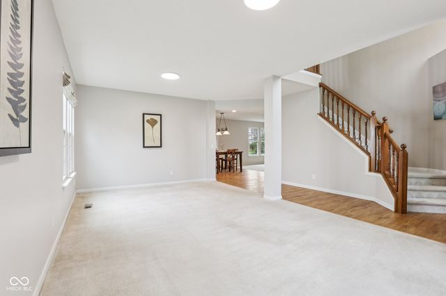 9195 N Coral Reef Road, Mccordsville, IN 46055