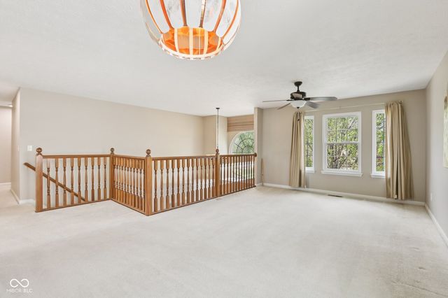 9195 N Coral Reef Road, Mccordsville, IN 46055