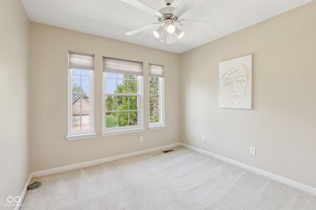 9195 N Coral Reef Road, Mccordsville, IN 46055