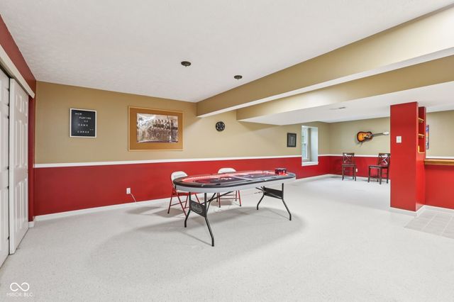 9195 N Coral Reef Road, Mccordsville, IN 46055