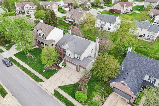 9195 N Coral Reef Road, Mccordsville, IN 46055