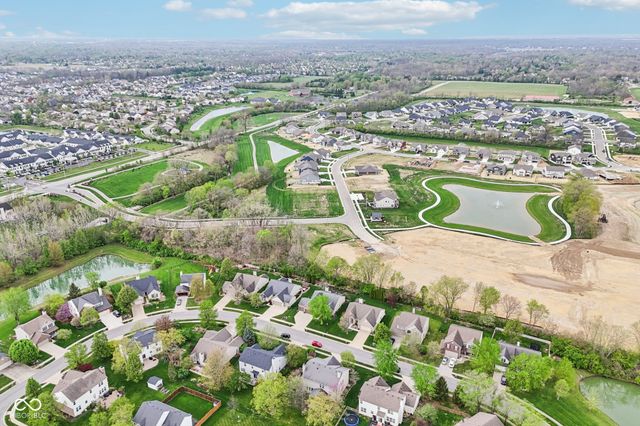 9195 N Coral Reef Road, Mccordsville, IN 46055