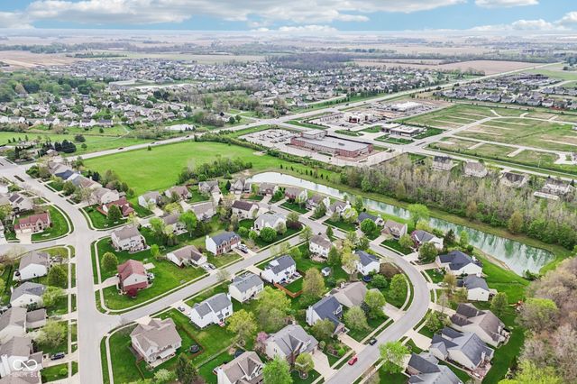 9195 N Coral Reef Road, Mccordsville, IN 46055