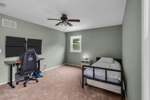 1813 Bismarck Street, Toms River, NJ 08757