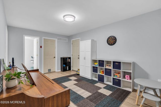 1813 Bismarck Street, Toms River, NJ 08757