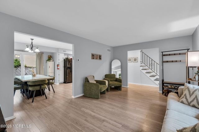 1813 Bismarck Street, Toms River, NJ 08757