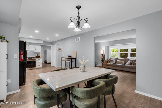 1813 Bismarck Street, Toms River, NJ 08757