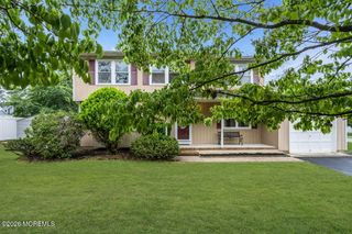 1813 Bismarck Street, Toms River, NJ 08757