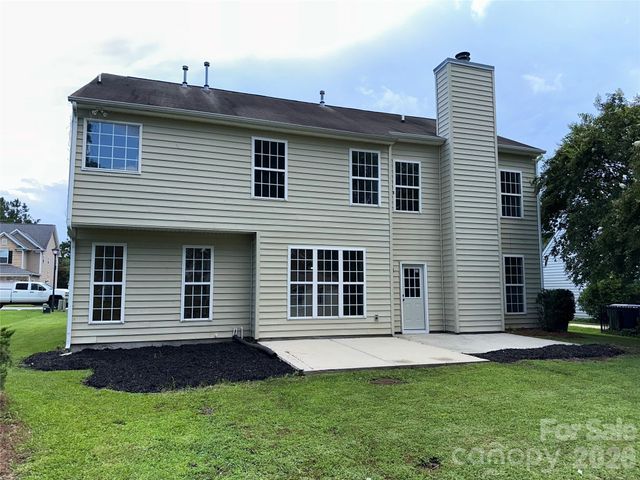5867 Crimson Oak Court, Harrisburg, NC 28075