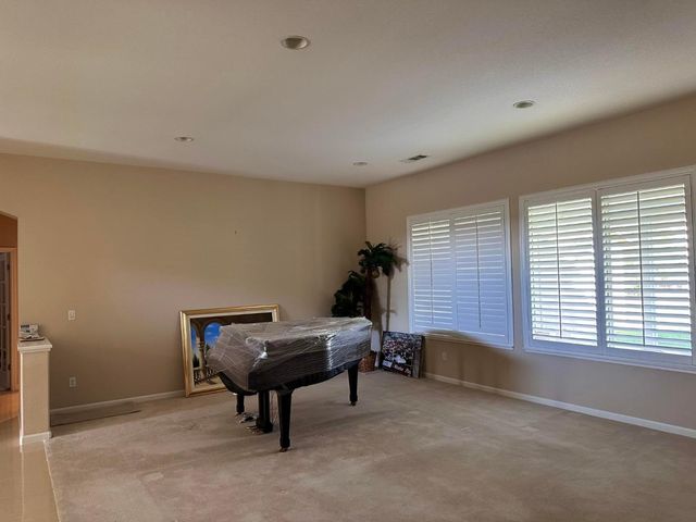 10658 Willow Glen Circle, Stockton, CA 95209