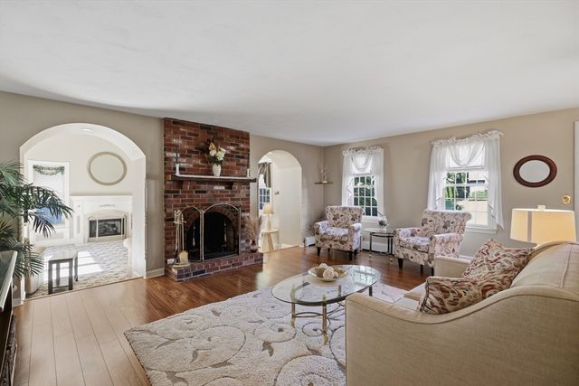 39 Westcott Road, Hopedale, MA 01747
