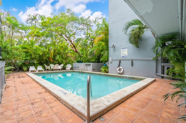 820 Salzedo St 403, Coral Gables, FL 33134