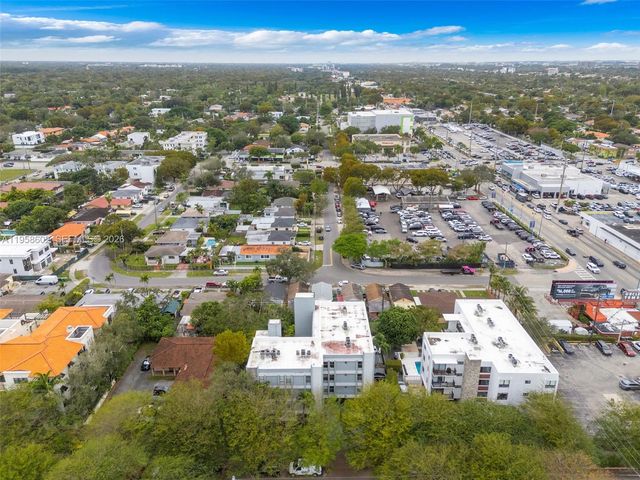 820 Salzedo St 403, Coral Gables, FL 33134