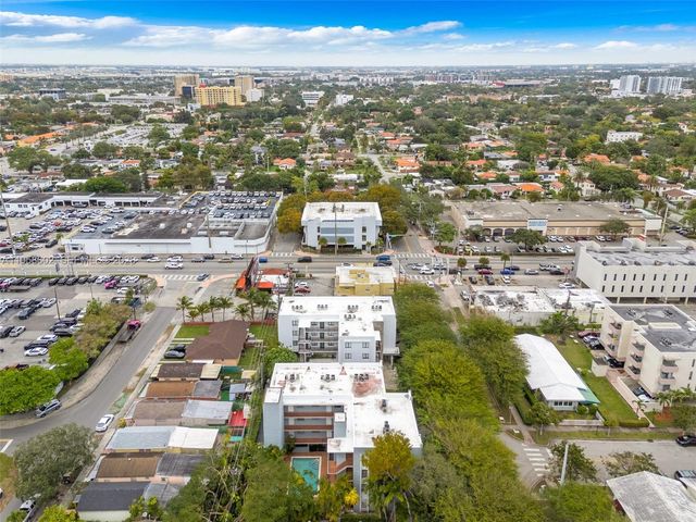 820 Salzedo St 403, Coral Gables, FL 33134