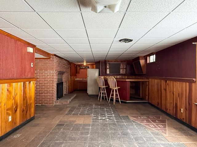 461 Sheridan St, Chicopee, MA 01020