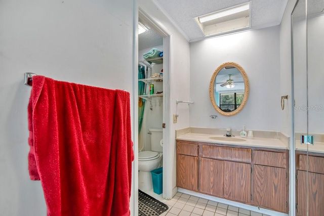 425 SCOOTER POINT, Geneva, FL 32732