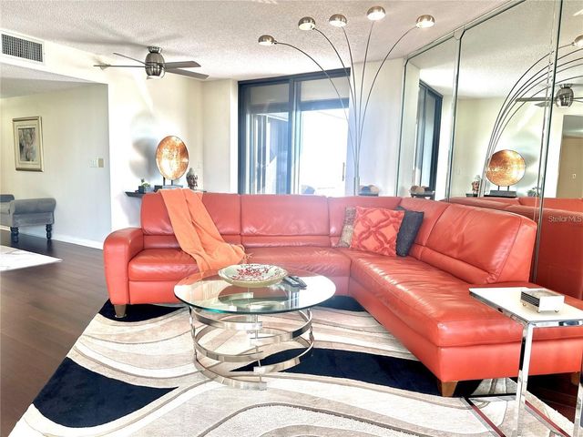 5950 PELICAN BAY PLAZA S 505, Gulfport, FL 33707