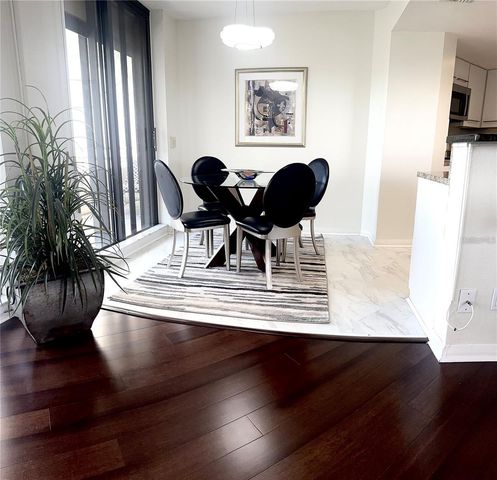 5950 PELICAN BAY PLAZA S 505, Gulfport, FL 33707