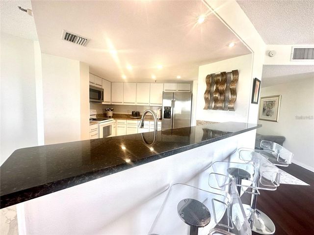 5950 PELICAN BAY PLAZA S 505, Gulfport, FL 33707