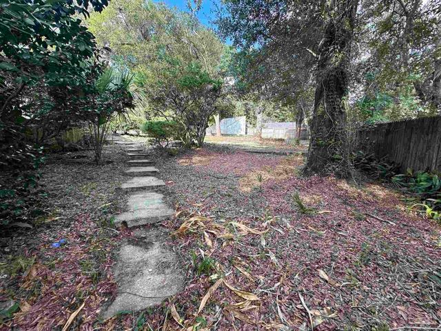 1280 Stow Ave, Pensacola, FL 32503