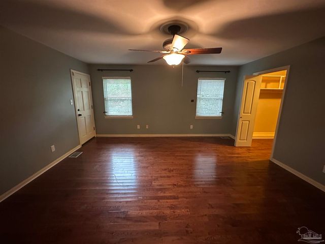 1280 Stow Ave, Pensacola, FL 32503