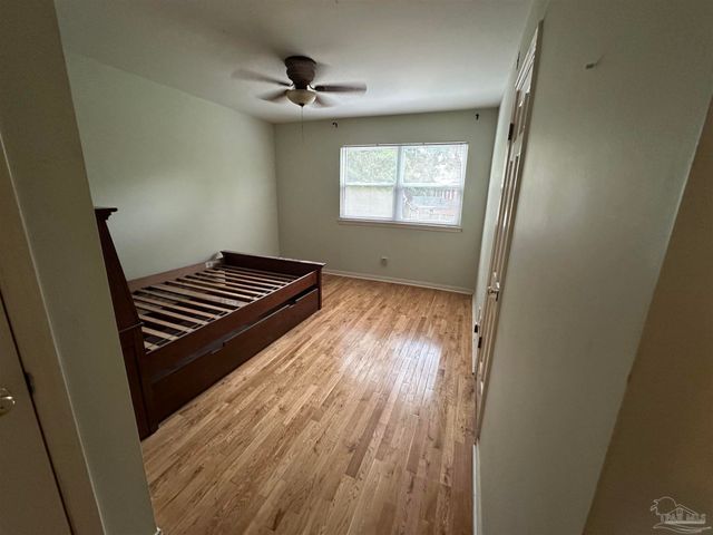 1280 Stow Ave, Pensacola, FL 32503