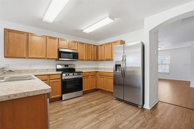 733 CHATHAM WALK DRIVE, Ruskin, FL 33570