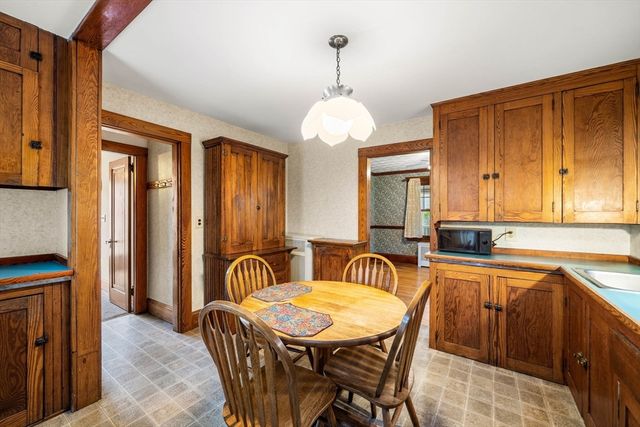 76 Elm St, Medford, MA 02155