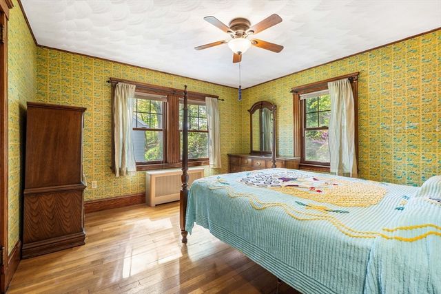 76 Elm St, Medford, MA 02155
