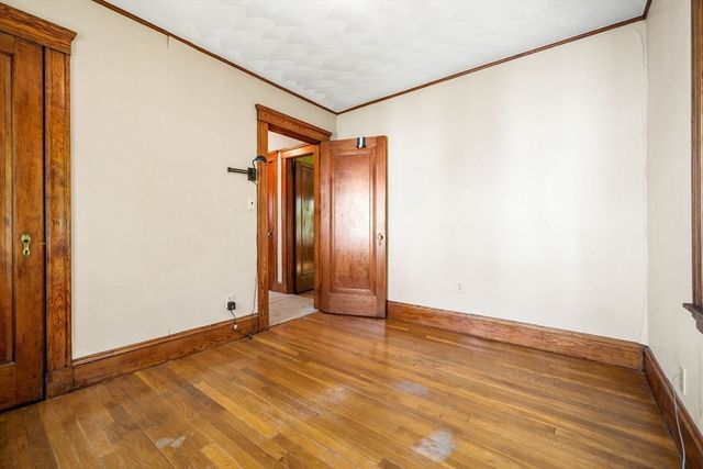 76 Elm St, Medford, MA 02155