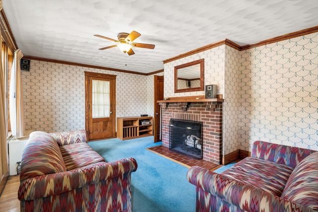 76 Elm St, Medford, MA 02155