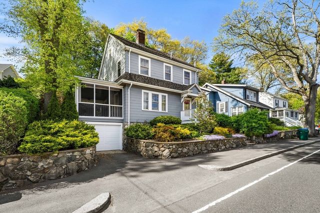 76 Elm St, Medford, MA 02155