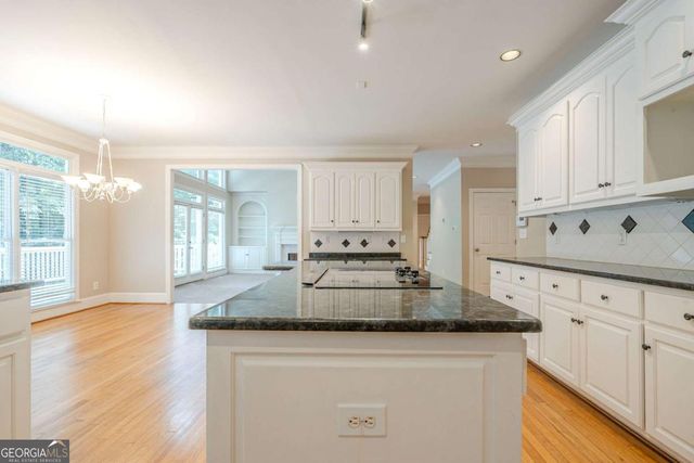 4270 Laurel Grove Trace, Suwanee, GA 30024